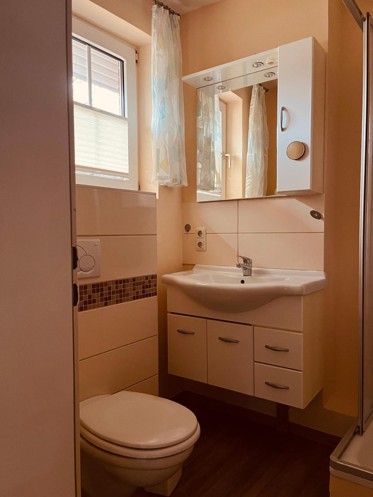 Hotel Pension Garni Haus Am Strand 2 Norddeich  Bagian luar foto